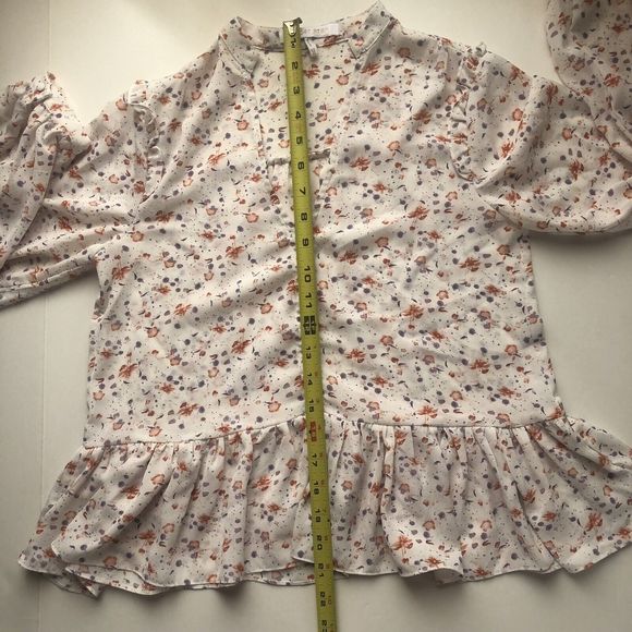 Harper Wren Floral Crop Blouse Size Medium - Picture 11 of 12